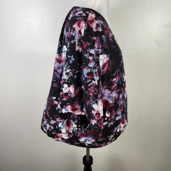 Boutique Plus Purple Floral Wide Short Sleeve Tie Waist Flowy Blouse Size 0X - Picture 5 of 9